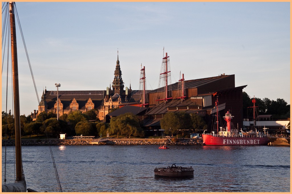 Nordiska muziejaus pilaitė ir Vazos muziejus, iš kito kranto